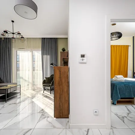 Prymasa Tysiaclecia 83A Separate Bedroom Free Garage By Perfect Apart 634 Warsaw Exterior photo