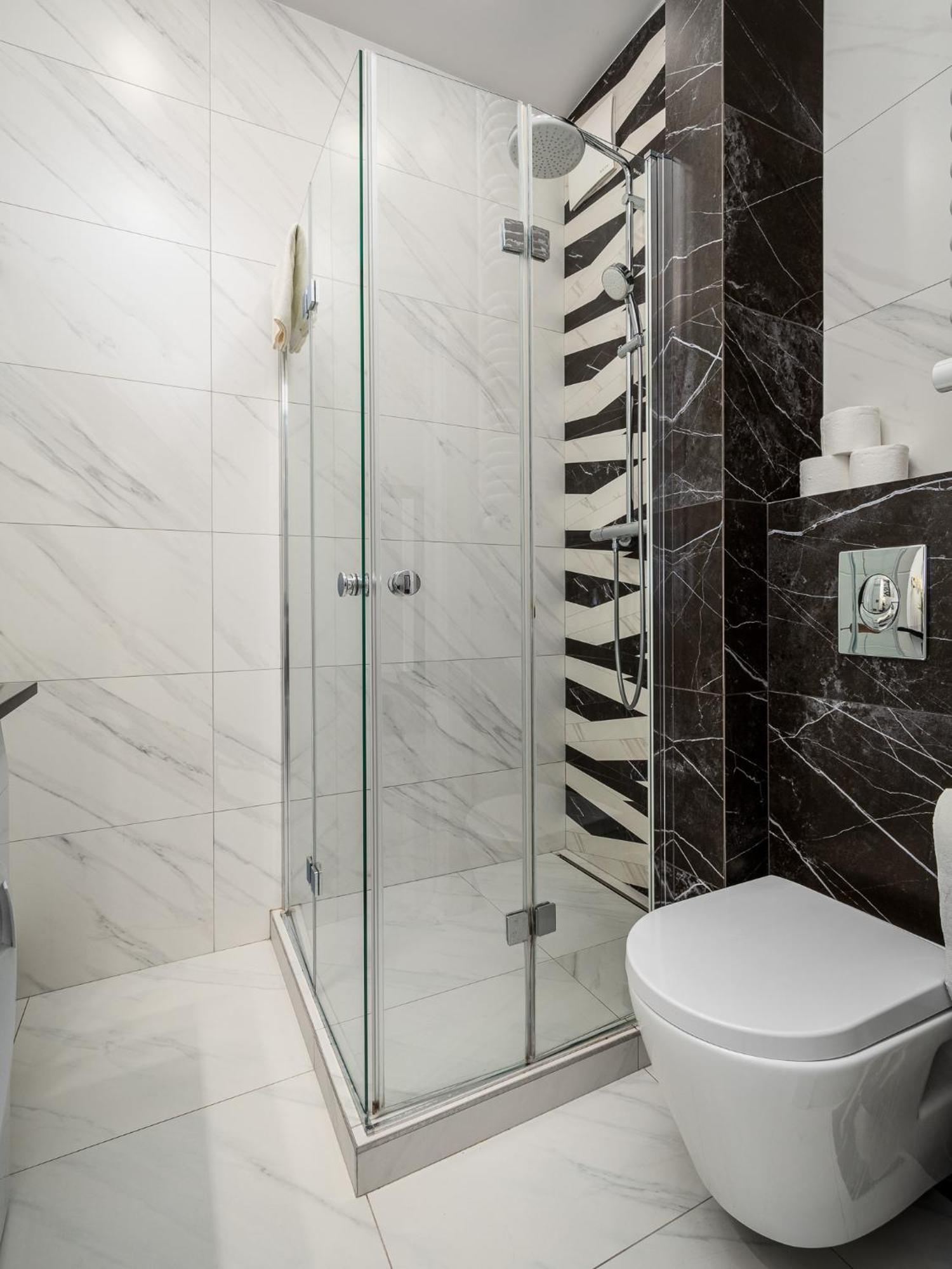 Prymasa Tysiaclecia 83a Separate Bedroom Free Garage By Perfect 634 Apartament *